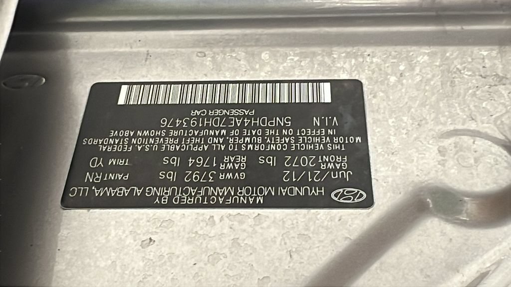 Used 2013 Hyundai Elantra GLS FWD image 19