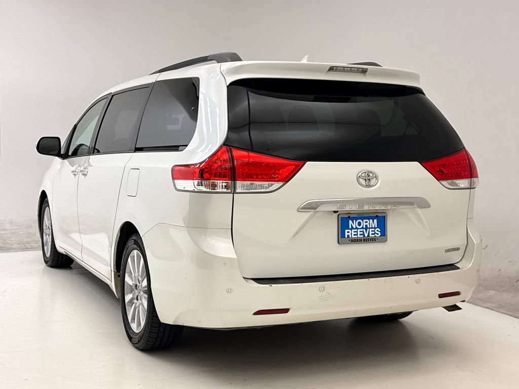 Used 2013 Toyota Sienna Limited w/ Premium Pkg FWD image 7
