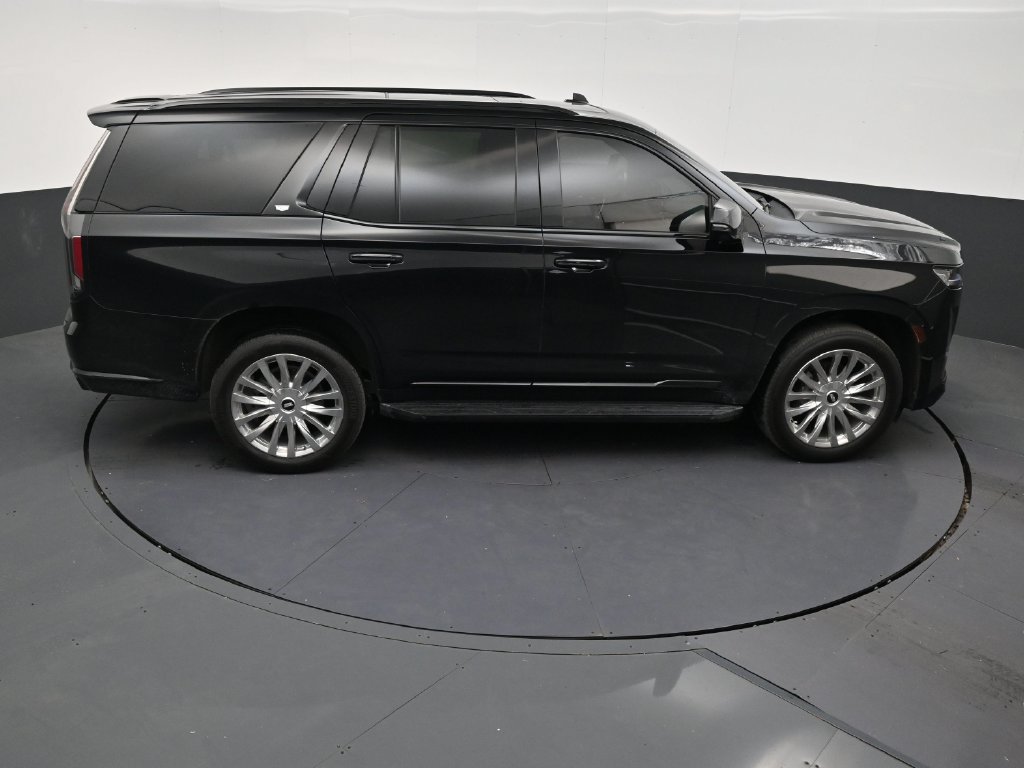 Used 2023 Cadillac Escalade Premium Luxury AWD/4WD image 16