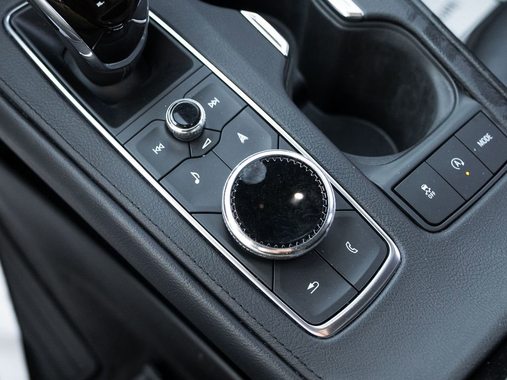 Used 2021 Cadillac XT4 Premium Luxury w/ Cold Weather Package image 27