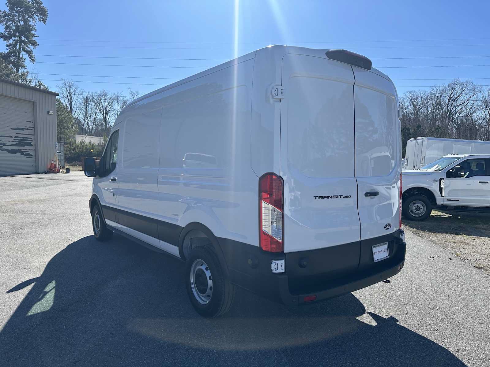 New 2026 Ford Transit 250 148 Medium Roof w/ Load Area Protection Package RWD image 9