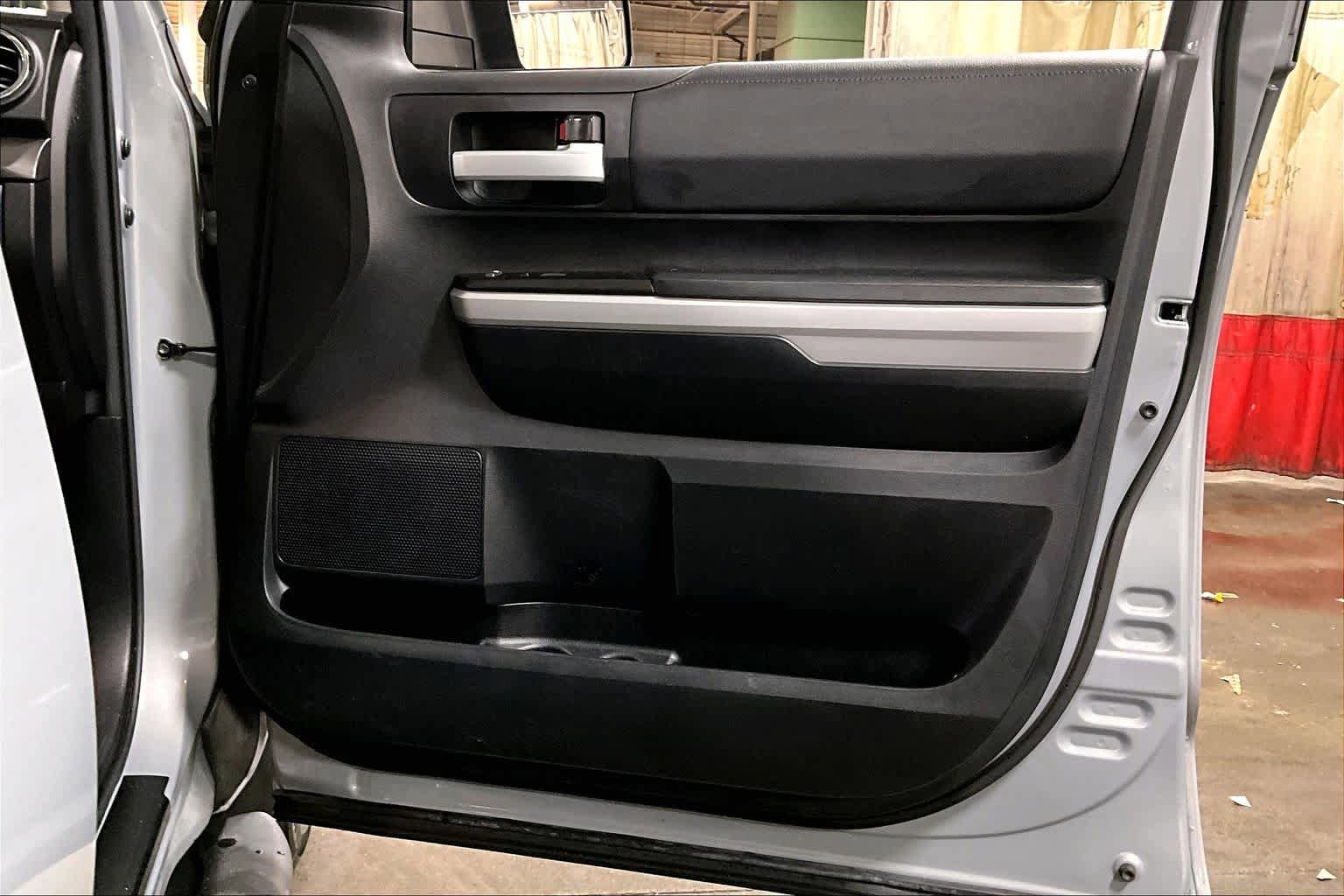 Certified 2021 Toyota Tundra SR5 AWD/4WD image 23