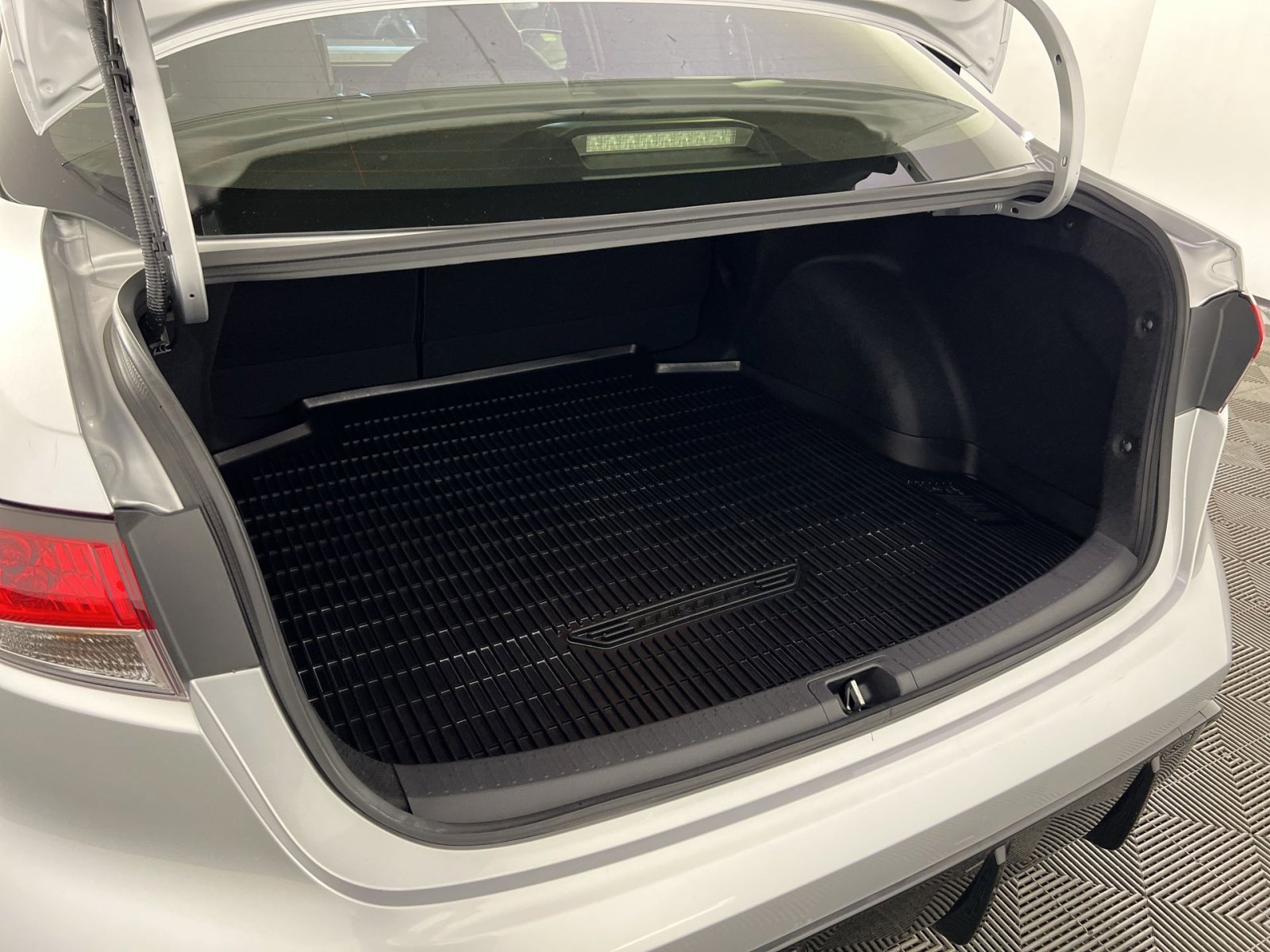 Used 2024 Toyota Corolla SE image 26