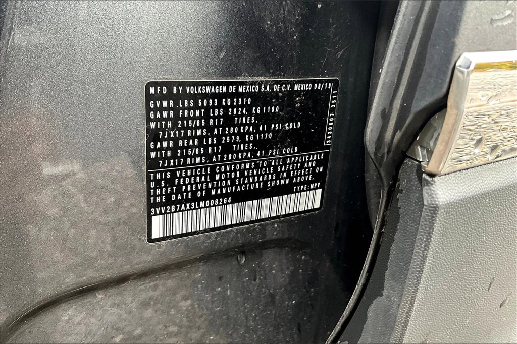 Used 2020 Volkswagen Tiguan SE R-Line image 29