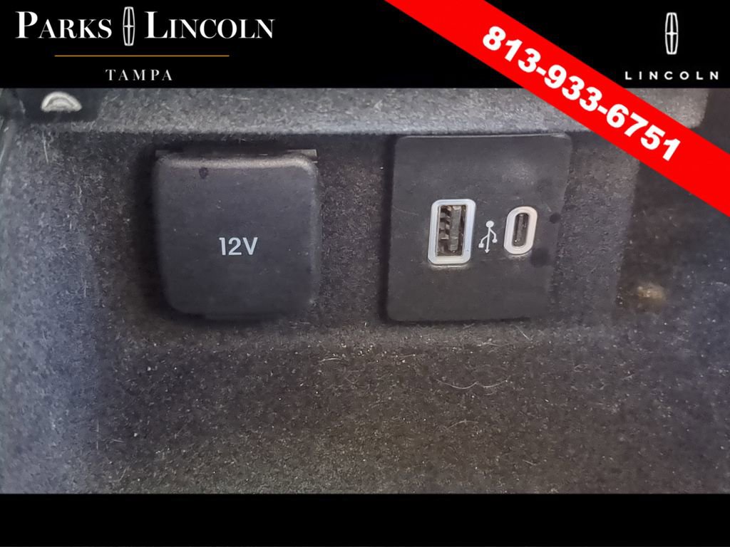 Certified 2021 Lincoln Corsair FWD w/ Premium Package image 23