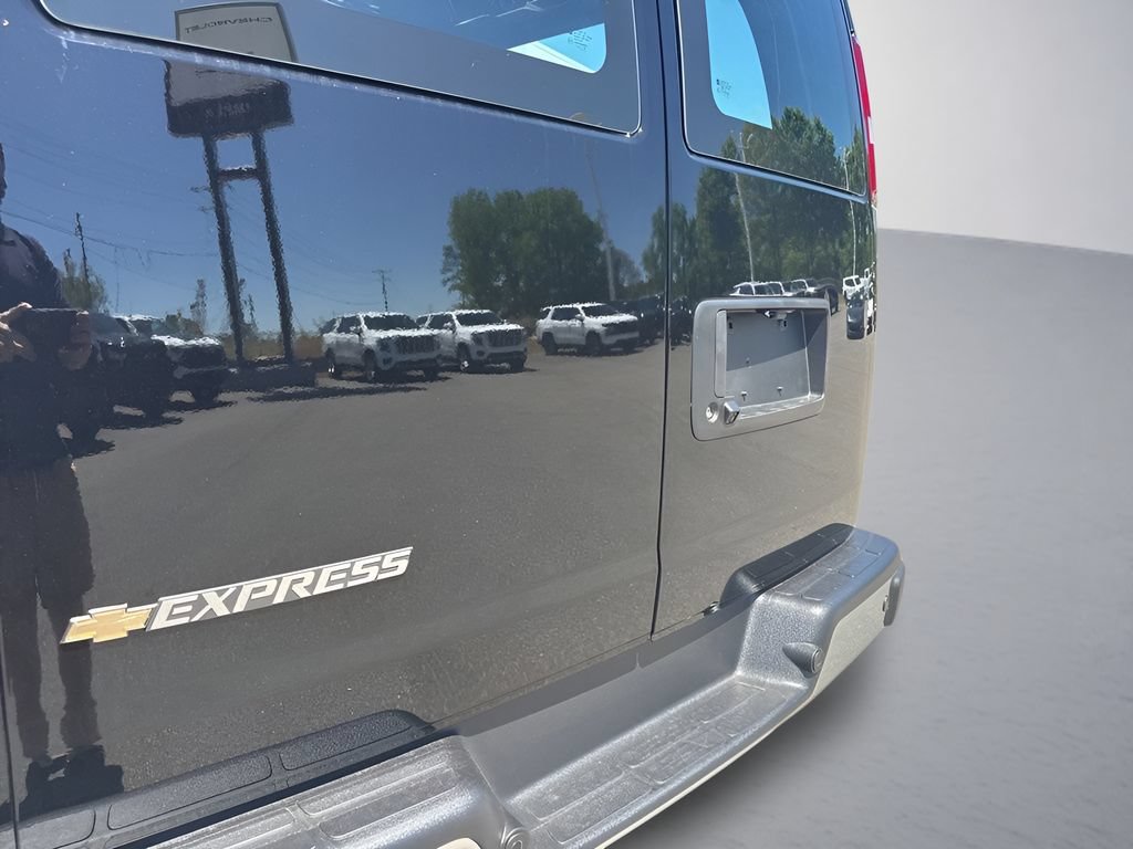 New 2026 Chevrolet Express 3500 Extended w/ Driver Convenience Package RWD image 26