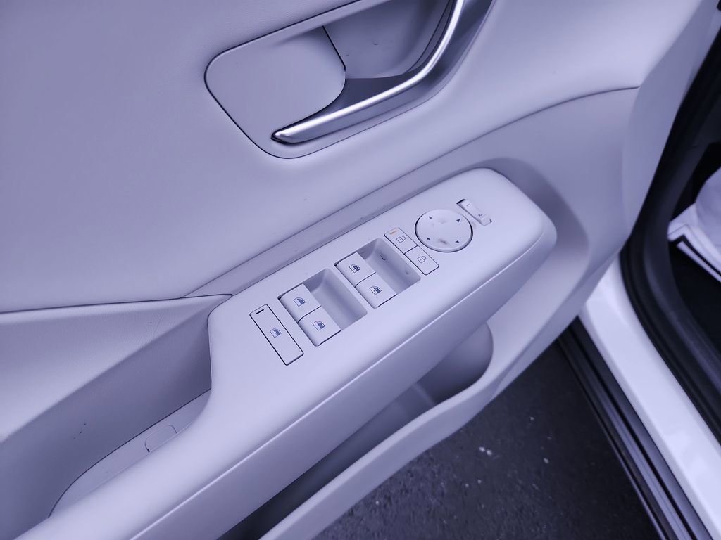 New 2026 Hyundai Kona SEL Premium AWD/4WD image 13