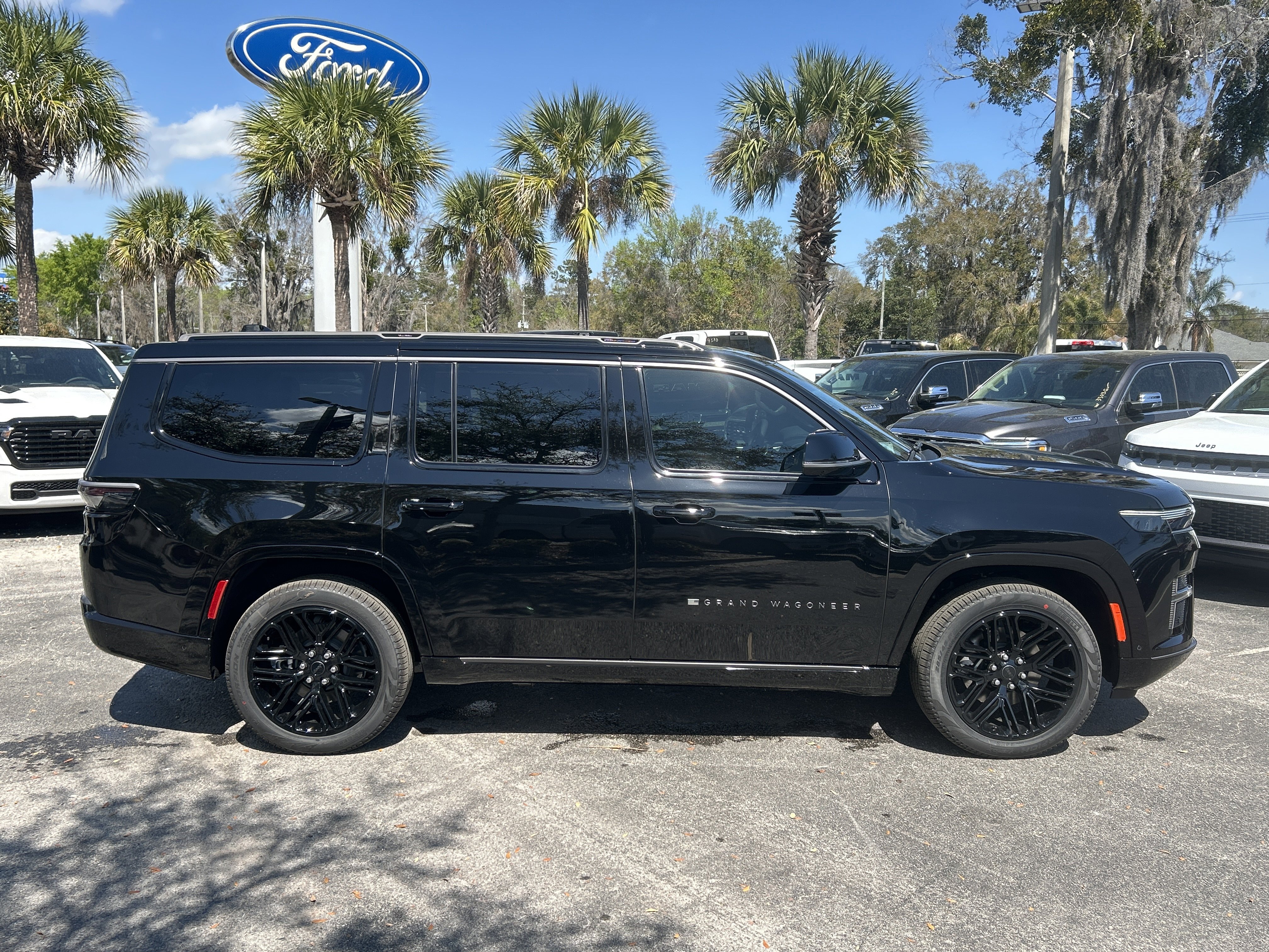 New 2026 Jeep Grand Wagoneer Limited image 9