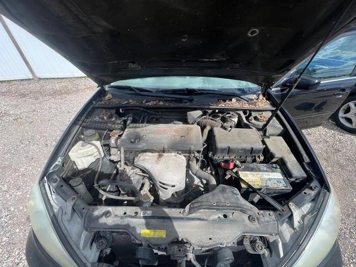 Used 2004 Toyota Camry FWD image 35
