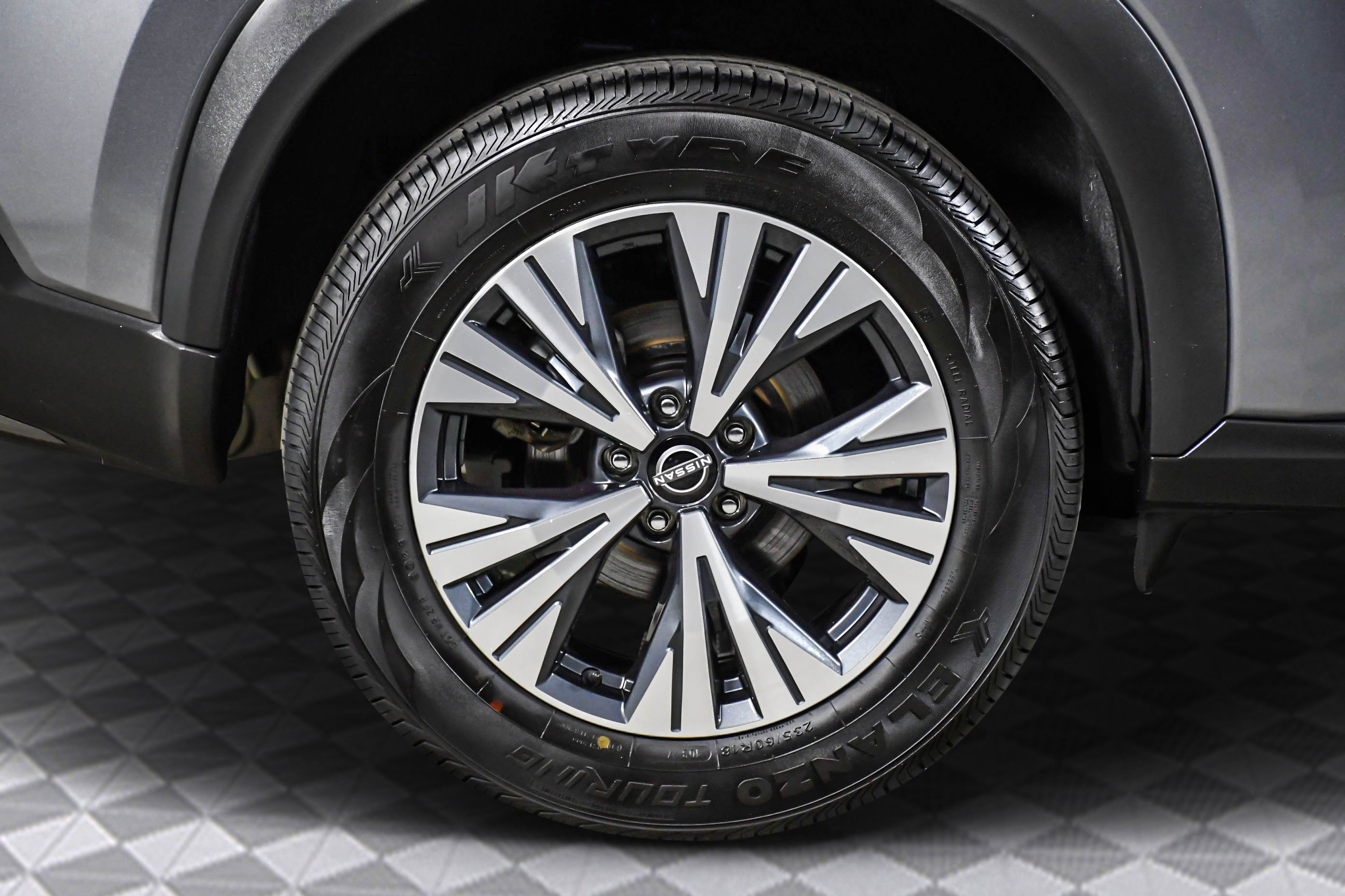 Used 2022 Nissan Rogue SV image 35