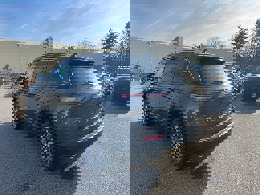 New 2026 Jeep Grand Cherokee Limited image 5