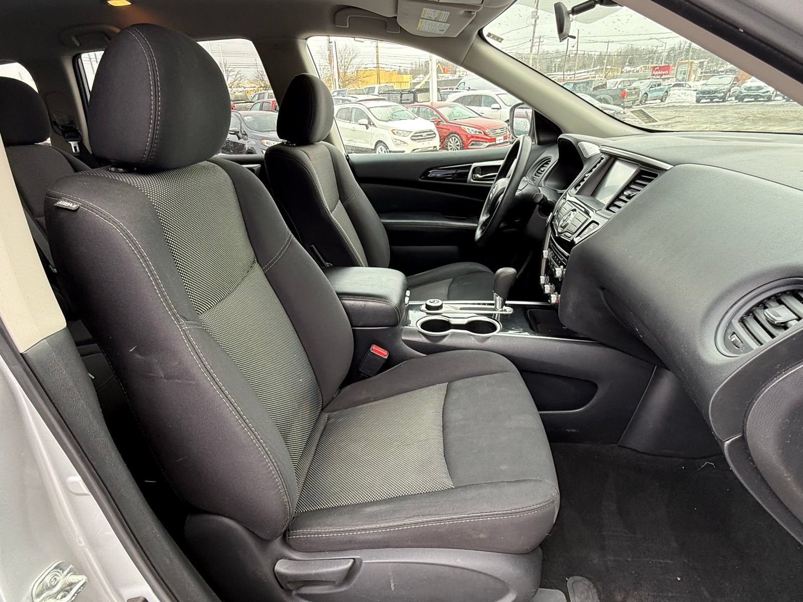 Used 2019 Nissan Pathfinder S AWD/4WD image 17