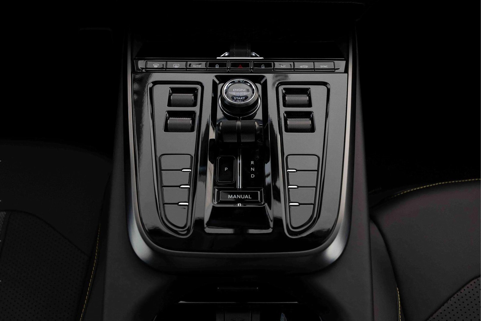 New 2025 Aston Martin DBX 707 image 27