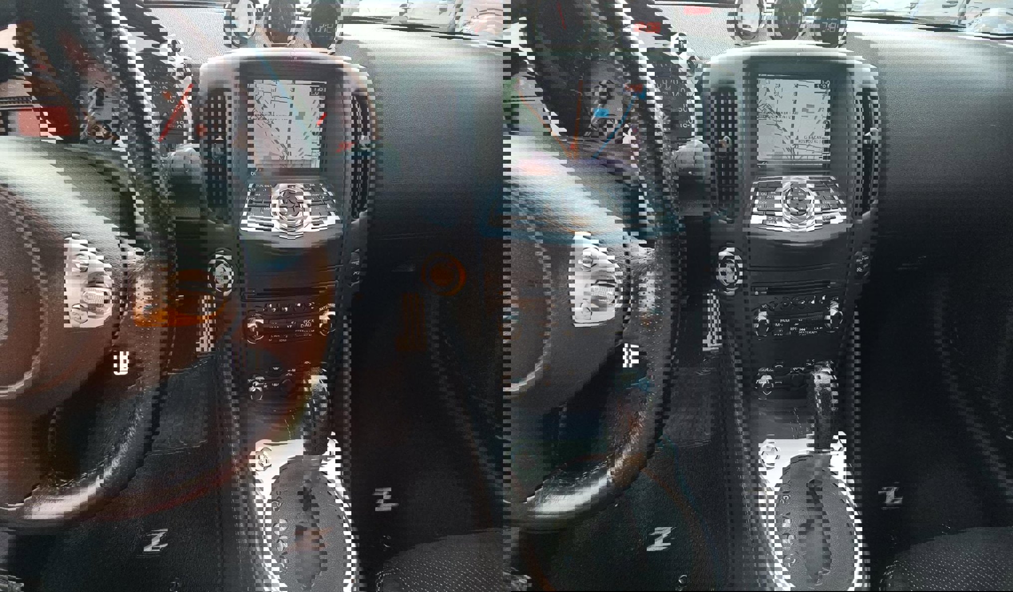 Used 2014 Nissan 370Z Touring w/ Sport Package image 7