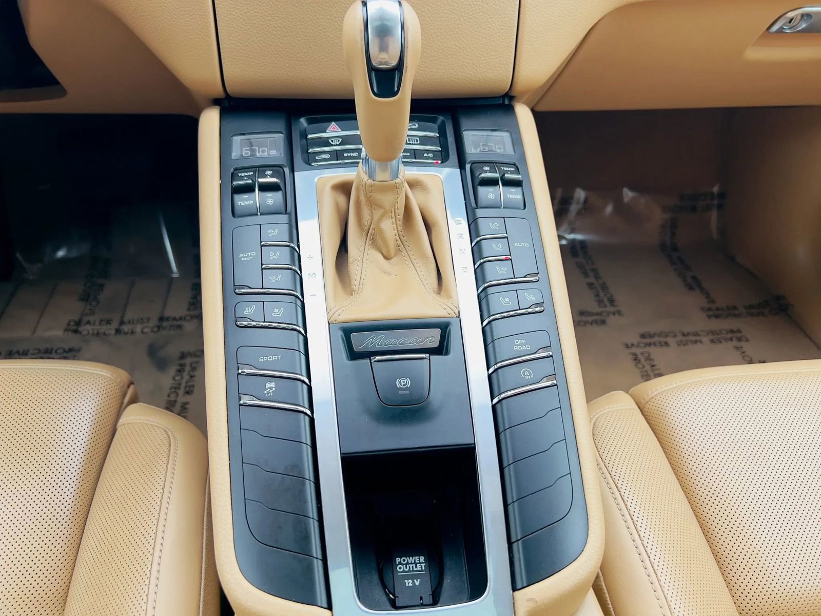 Used 2016 Porsche Macan S image 26