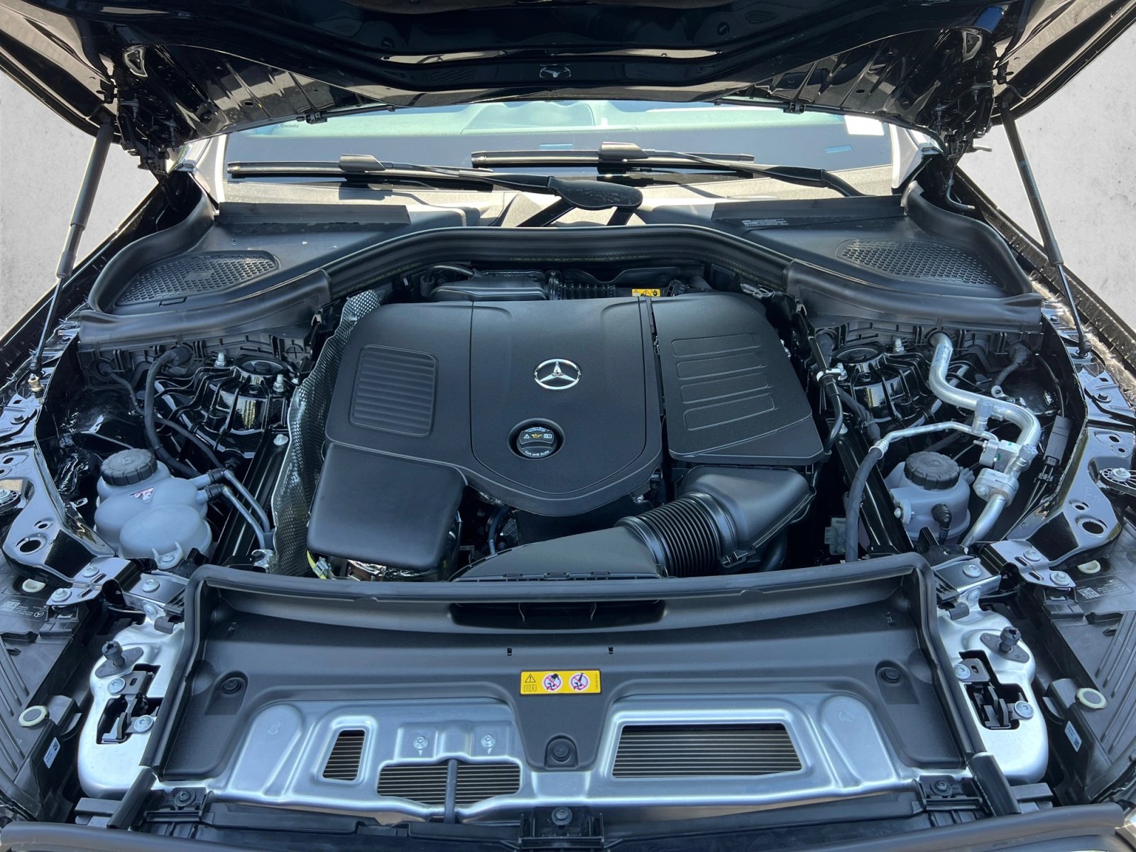New 2026 Mercedes-Benz GLC 300 4MATIC image 18