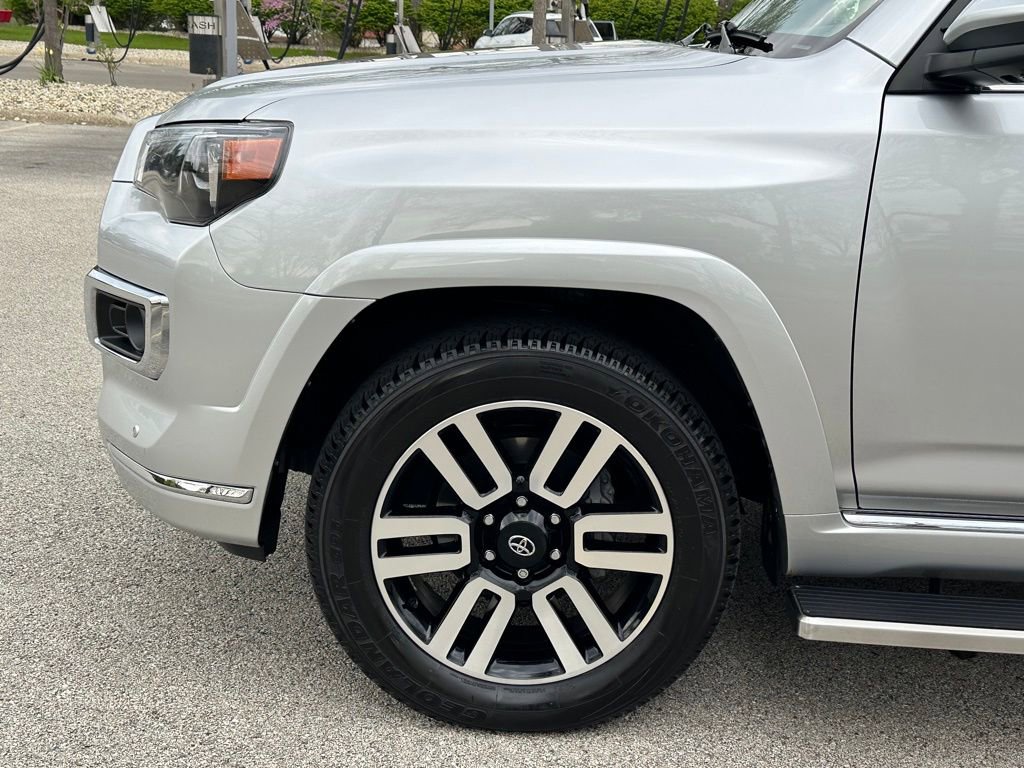Used 2023 Toyota 4Runner Limited AWD/4WD image 11