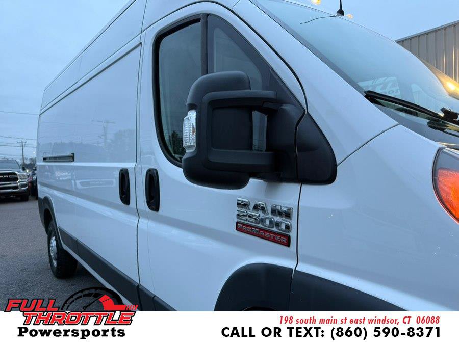 Used 2018 RAM ProMaster 2500 FWD image 2