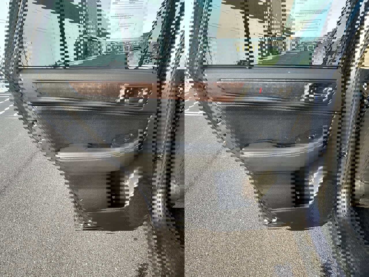 Used 2015 Subaru Outback 3.6R Limited image 16