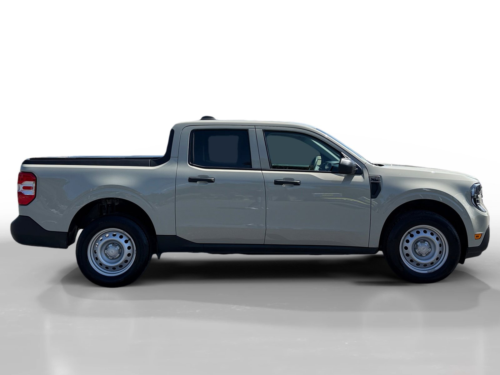 Used 2025 Ford Maverick XL image 6