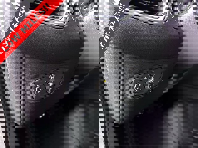 Used 2024 Chevrolet Equinox LT image 18