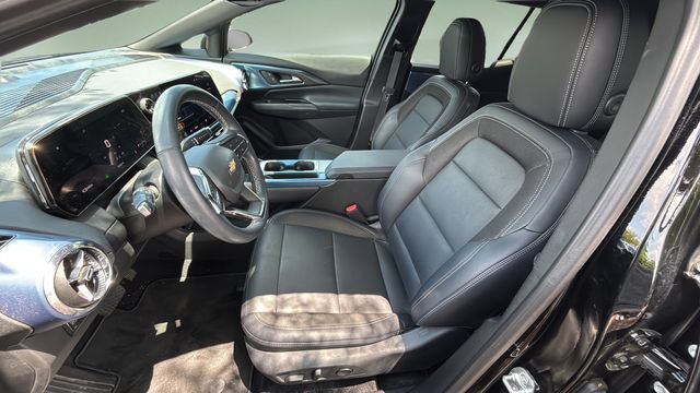 Used 2024 Chevrolet Equinox EV LT AWD/4WD image 17