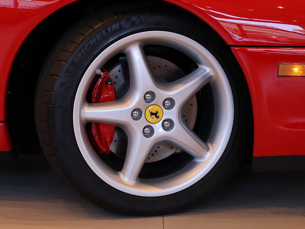Used 2001 Ferrari 550 Maranello Coupe RWD image 8