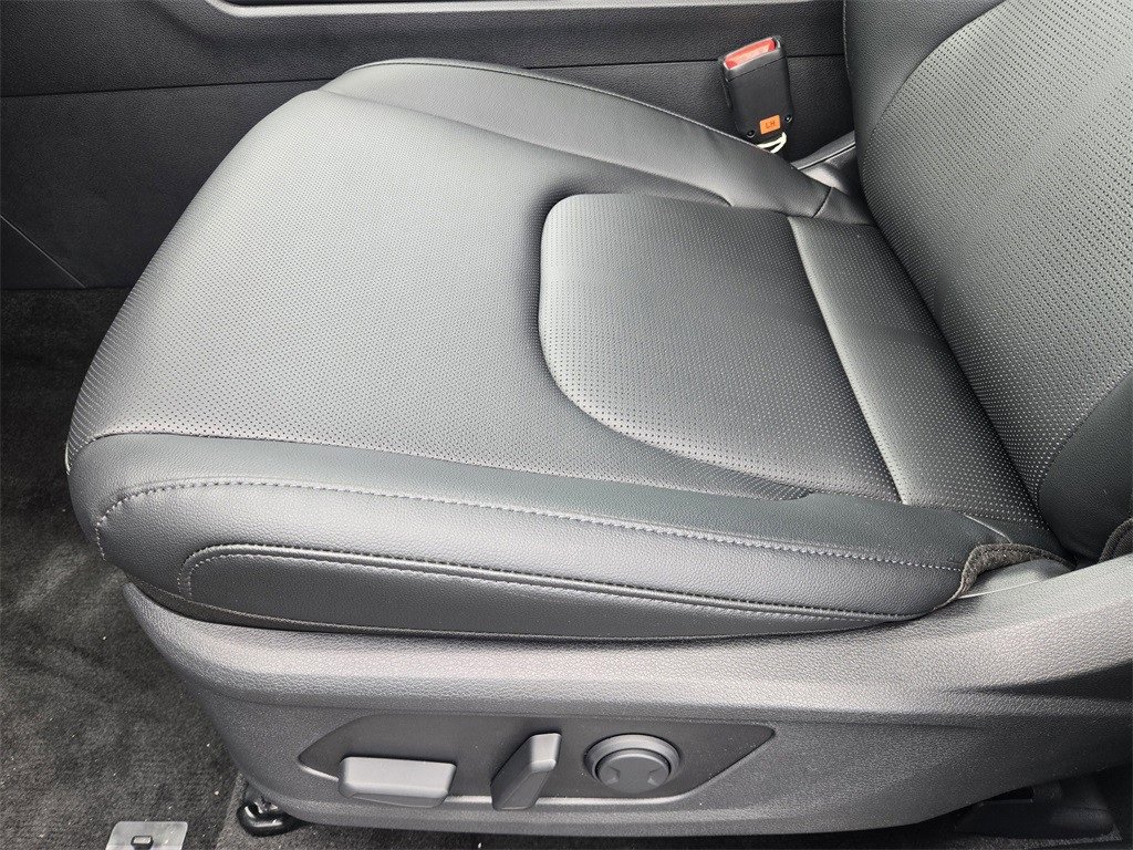 New 2026 Kia Sportage EX w/ EX Panorama Roof Package image 16