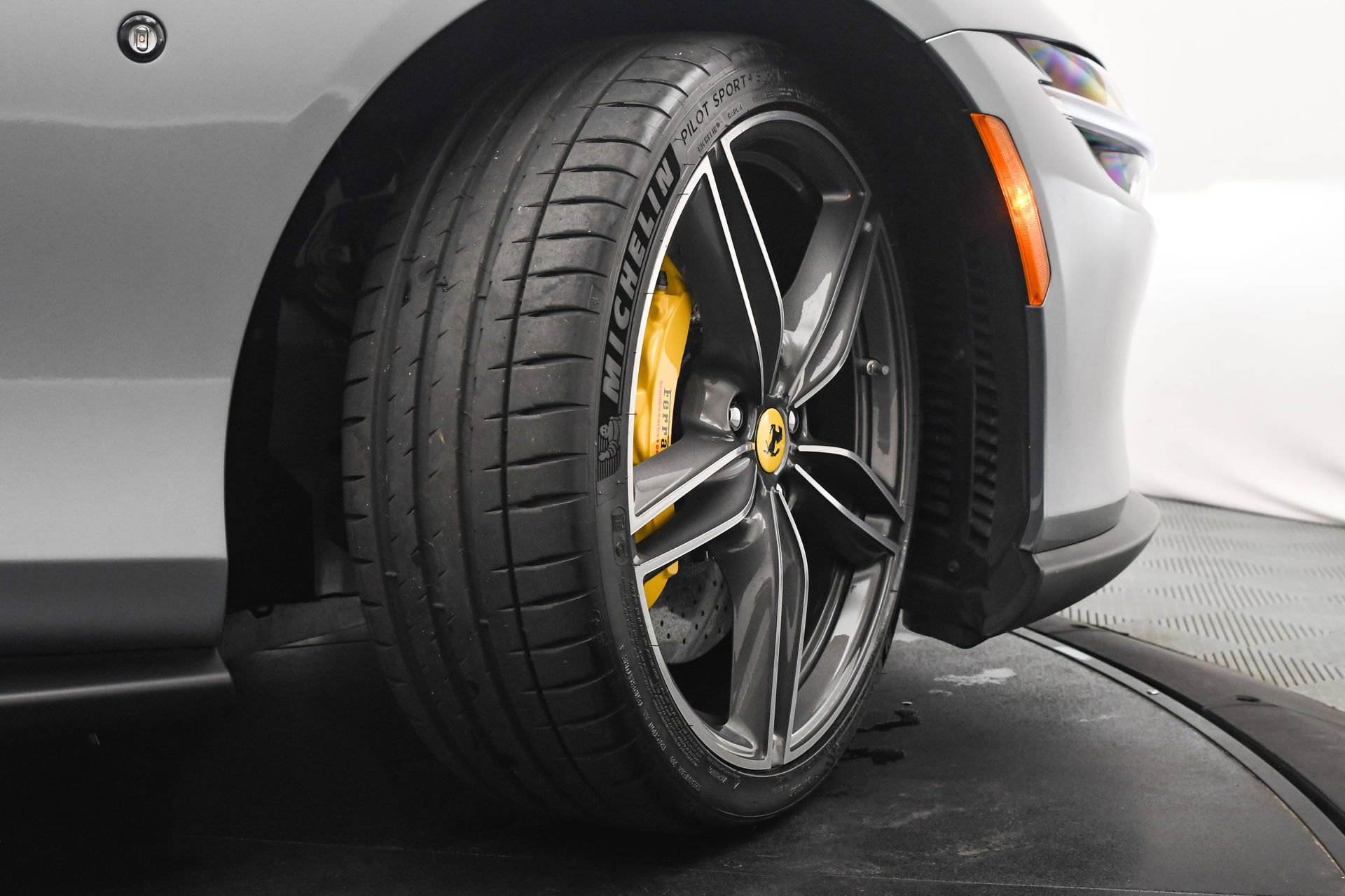 Used 2025 Ferrari Roma Spider image 36