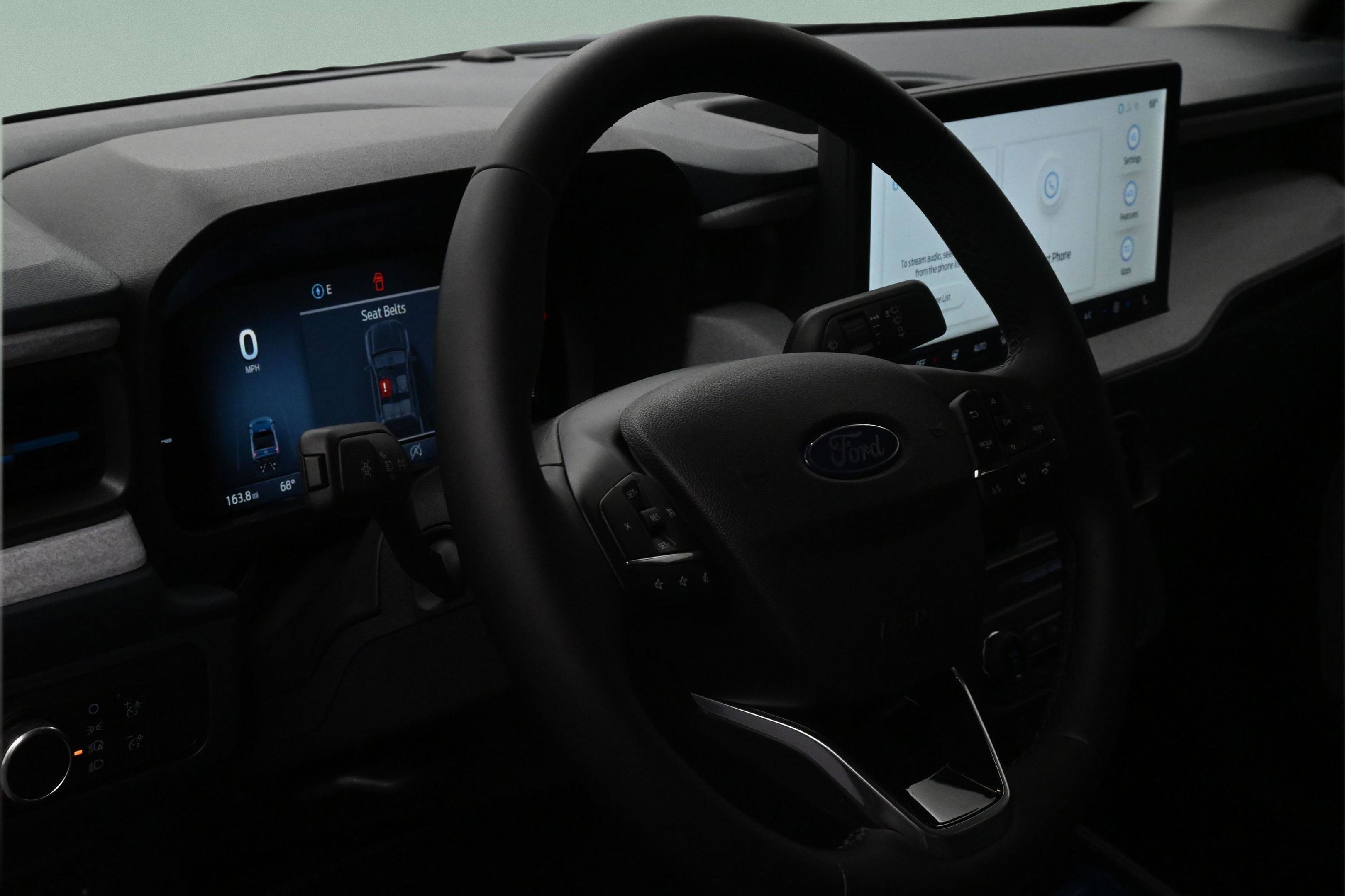 Used 2026 Ford Maverick XLT w/ XLT Luxury Package AWD/4WD image 16