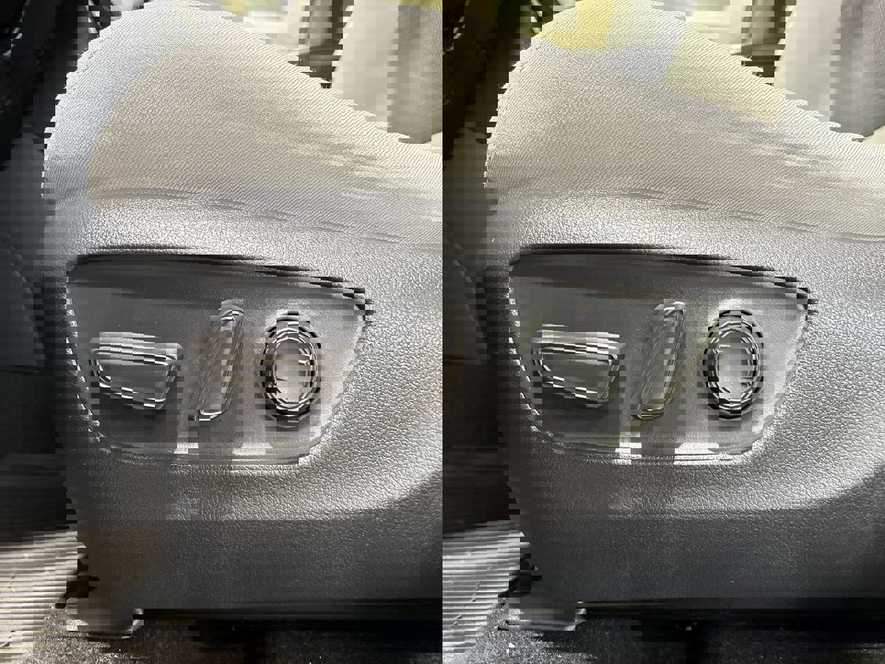 Certified 2020 Toyota RAV4 XLE image 12