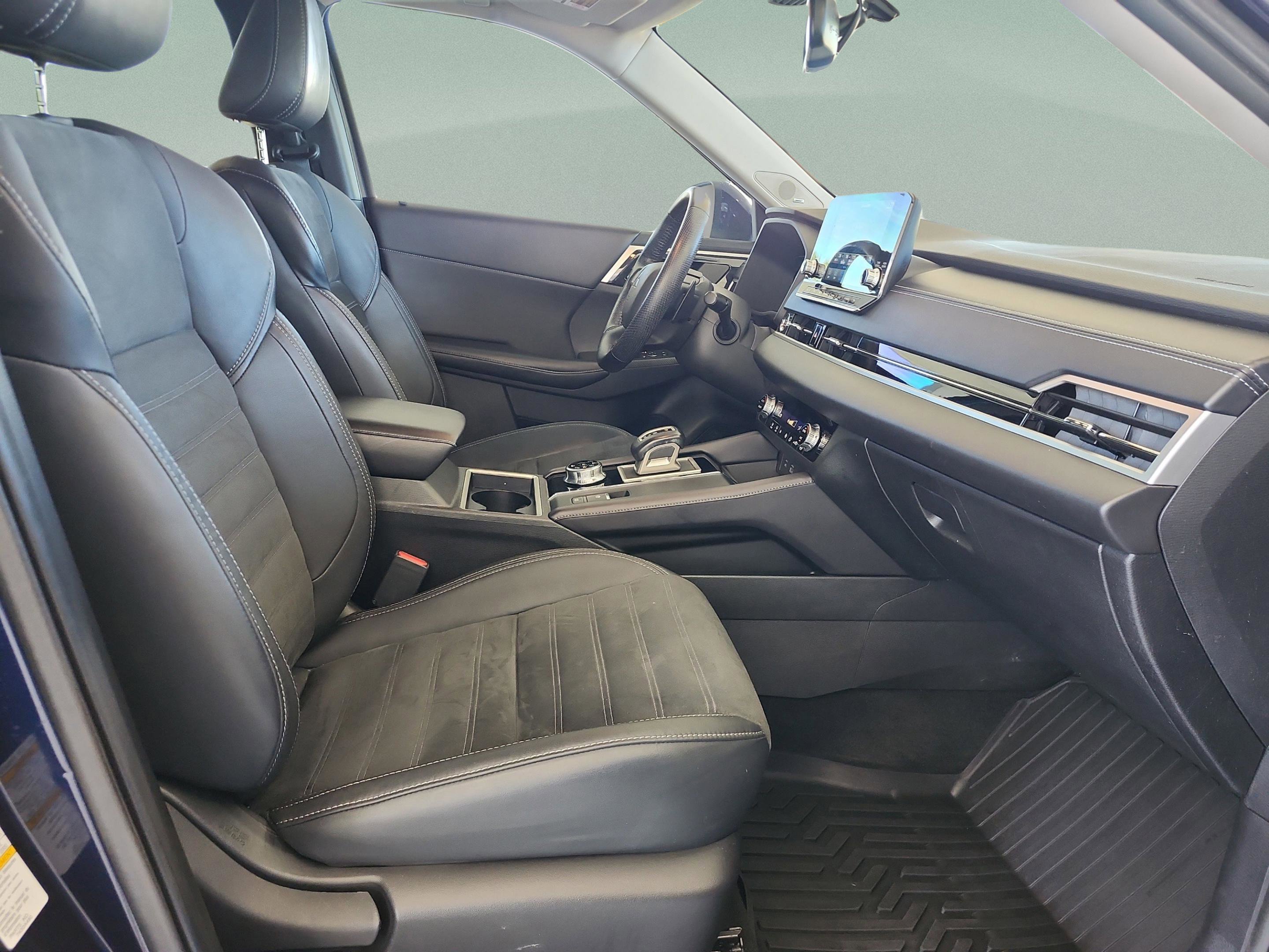 Used 2022 Mitsubishi Outlander SE image 20