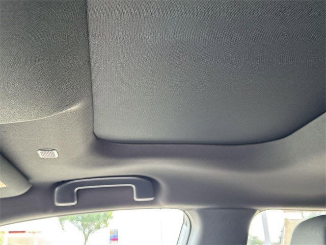 Used 2025 Toyota bZ4X AWD image 14