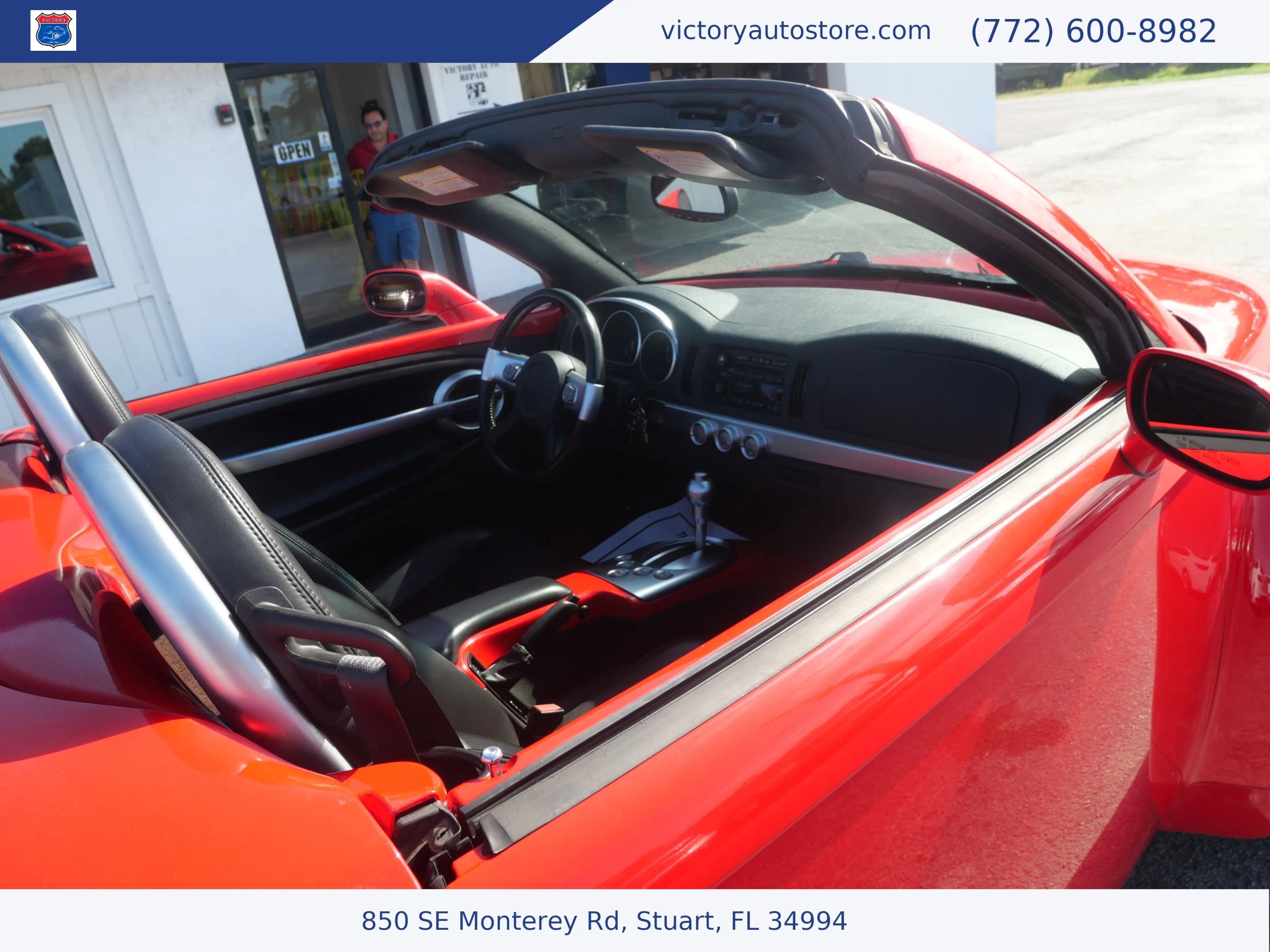 Used 2003 Chevrolet SSR w/ Preferred Equipment Group image 14