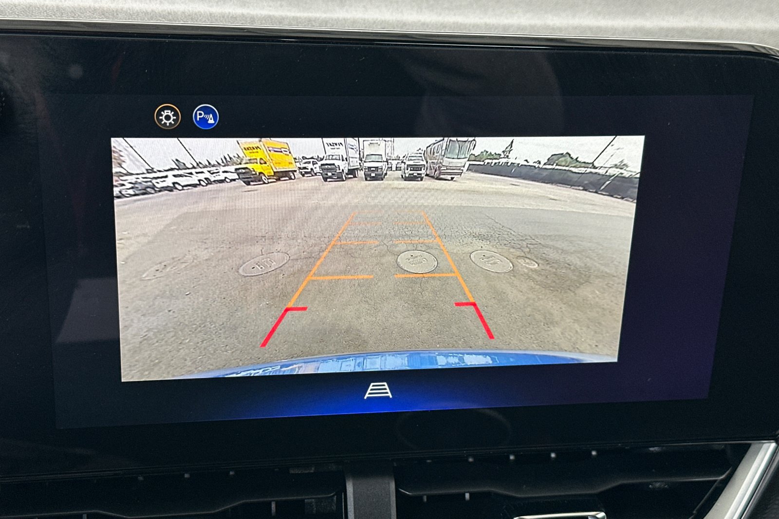 Certified 2026 Chevrolet Equinox LT w/ Convenience Package II AWD/4WD image 27