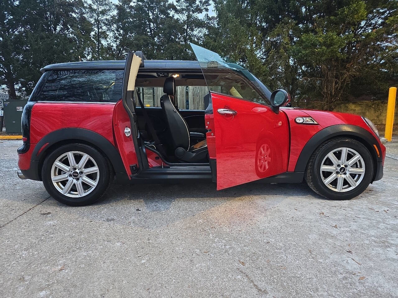 Used 2012 MINI Cooper Clubman S w/ Technology Pkg image 46