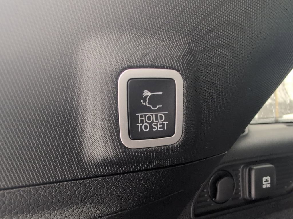 Used 2023 Jeep Grand Cherokee Overland image 20