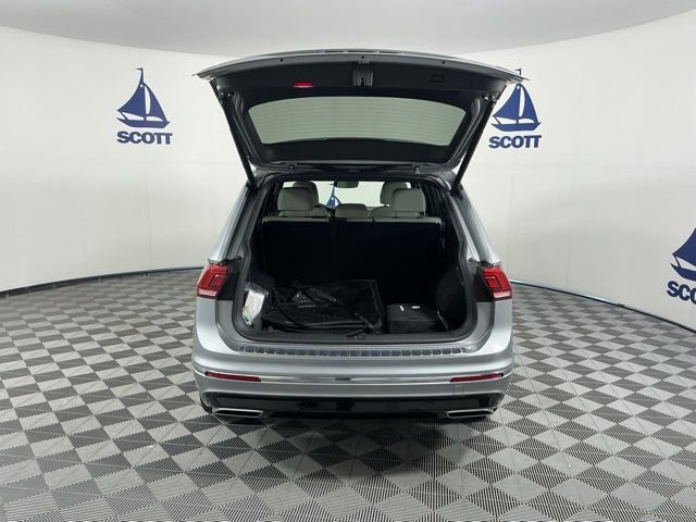 Used 2020 Volkswagen Tiguan SEL Premium R-Line AWD/4WD image 21
