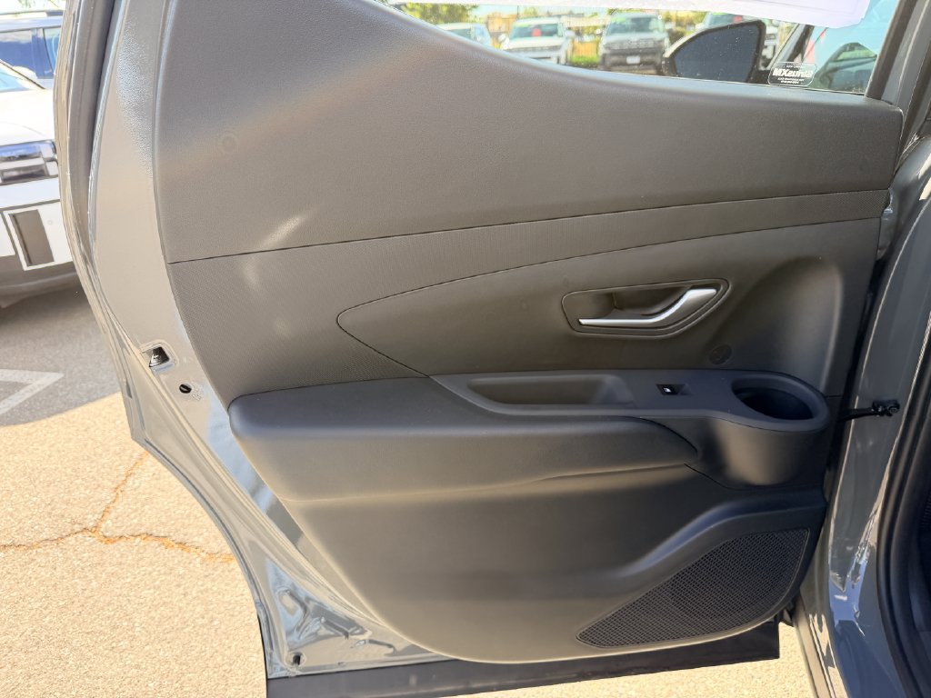New 2027 Hyundai Santa Cruz SE FWD image 16
