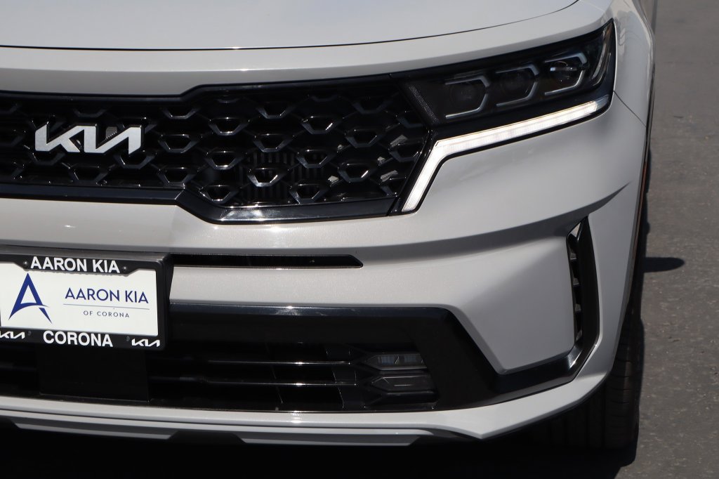 Used 2023 Kia Sorento SX FWD image 8