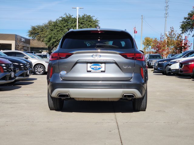 Used 2019 INFINITI QX50 Essential w/ Premium Heat Package image 7