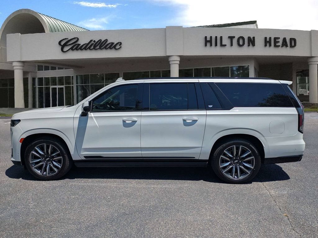 Used 2023 Cadillac Escalade ESV Sport Platinum AWD/4WD image 3