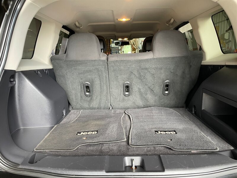 Used 2016 Jeep Patriot Latitude FWD image 25