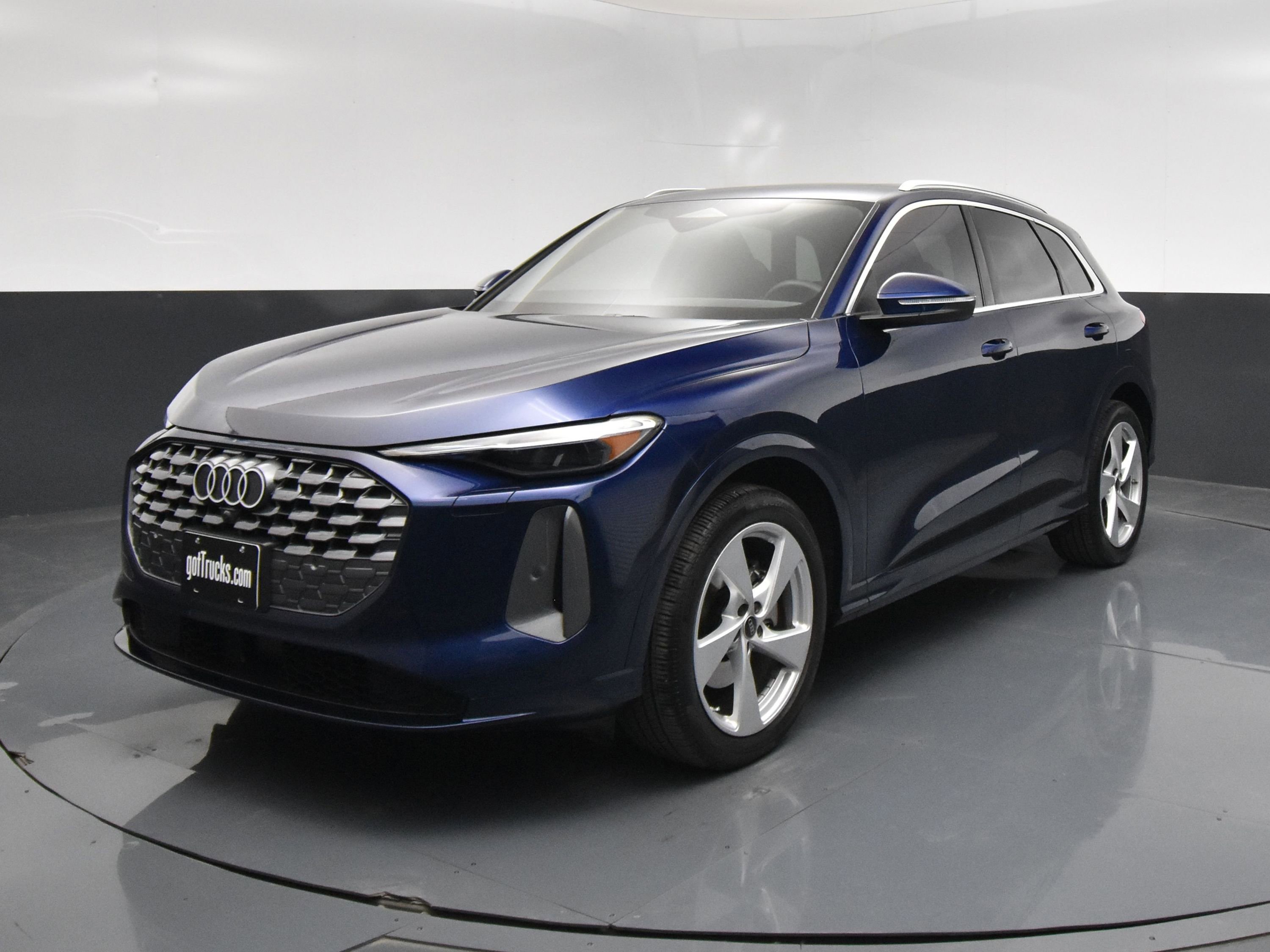 Used 2025 Audi Q5 Prestige image 2