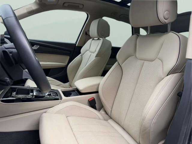 Certified 2023 Audi Q5 2.0T Premium Plus w/ Premium Plus Package AWD/4WD image 21