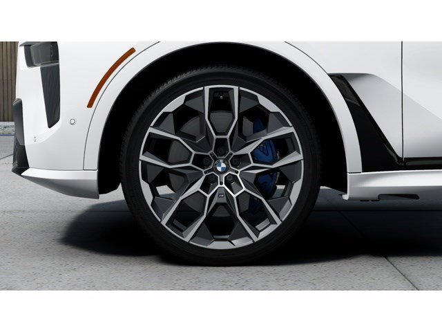 New 2026 BMW X7 M60i image 7