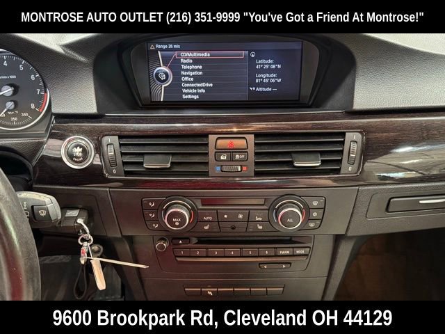 Used 2011 BMW 335i Convertible image 20