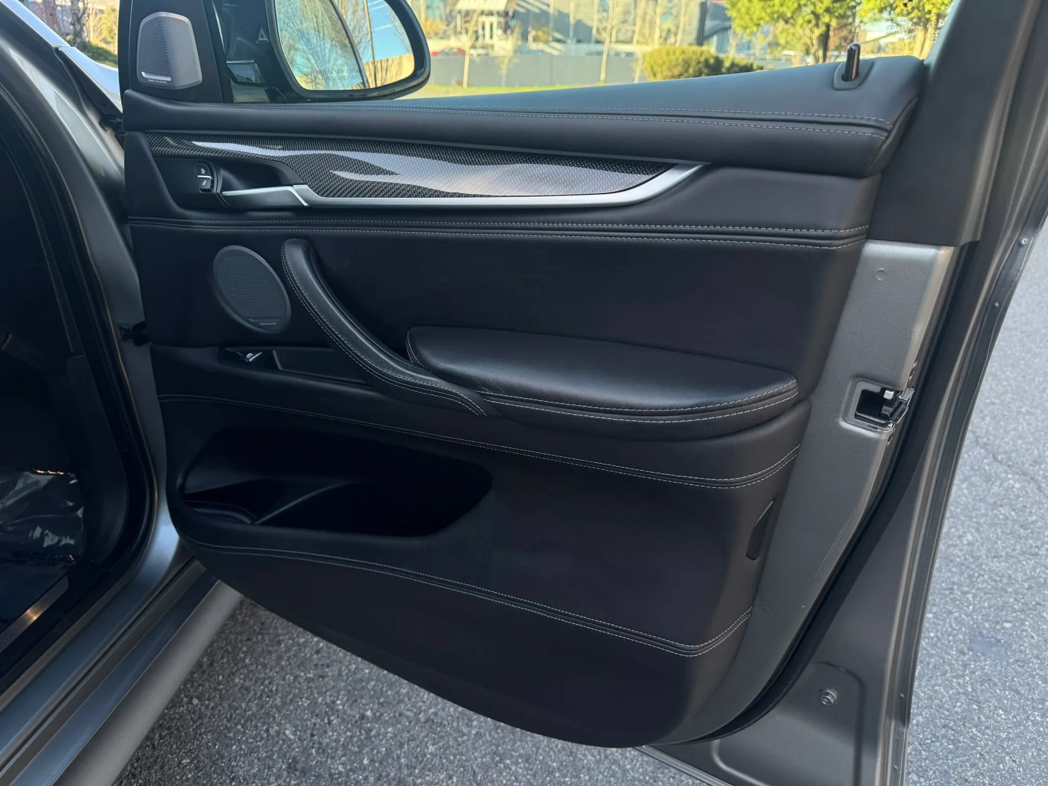 Used 2017 BMW X5 M AWD/4WD image 27