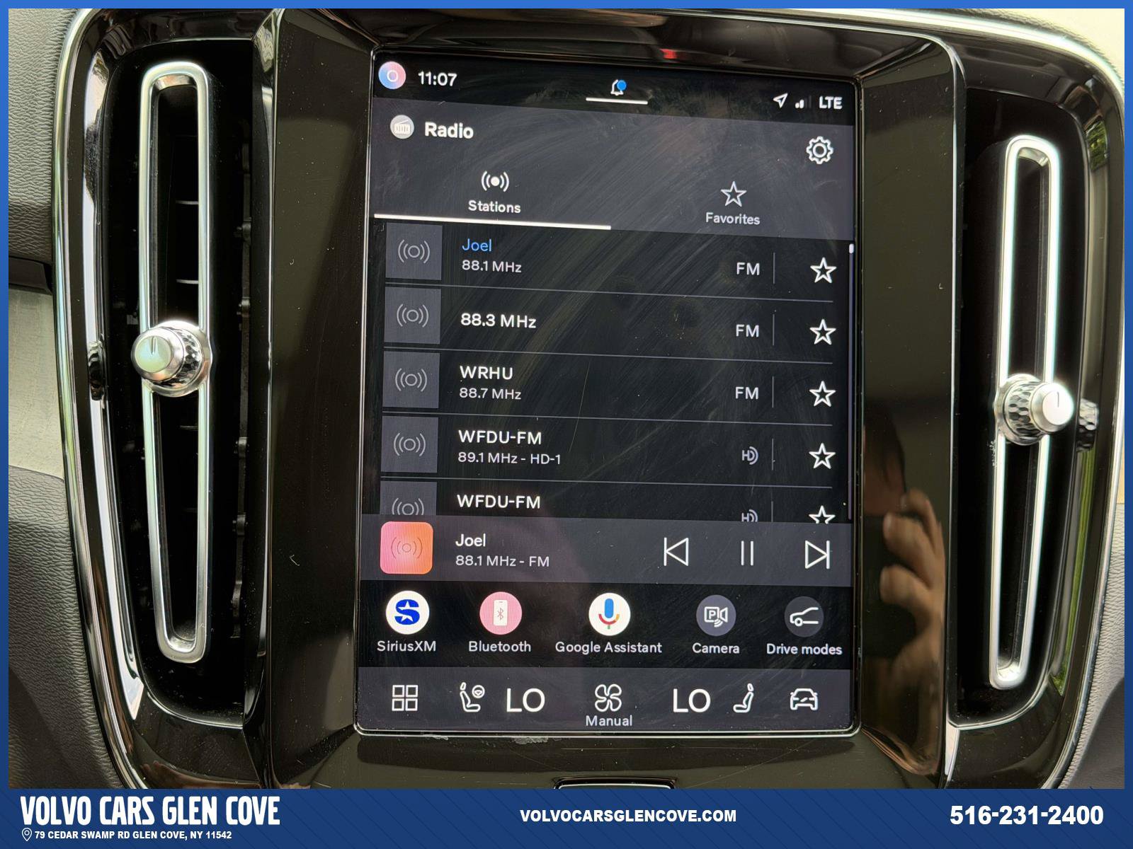 Certified 2023 Volvo XC40 B5 Plus w/ Protection Package Premier AWD/4WD image 29