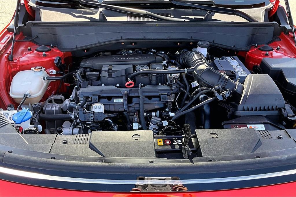 Used 2024 Hyundai Kona Limited image 9